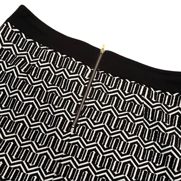 banana Republic Patterned Skirt Sz 10 - Picture 5 of 9